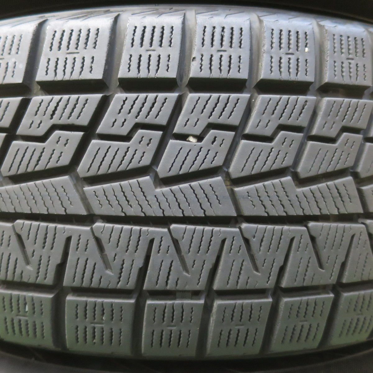 キレイ★プリウス 等 195/65R15 スタッドレス ヨコハマ アイスガード iG70 GRASS グラス 15インチ PCD100/5H★6041603イス