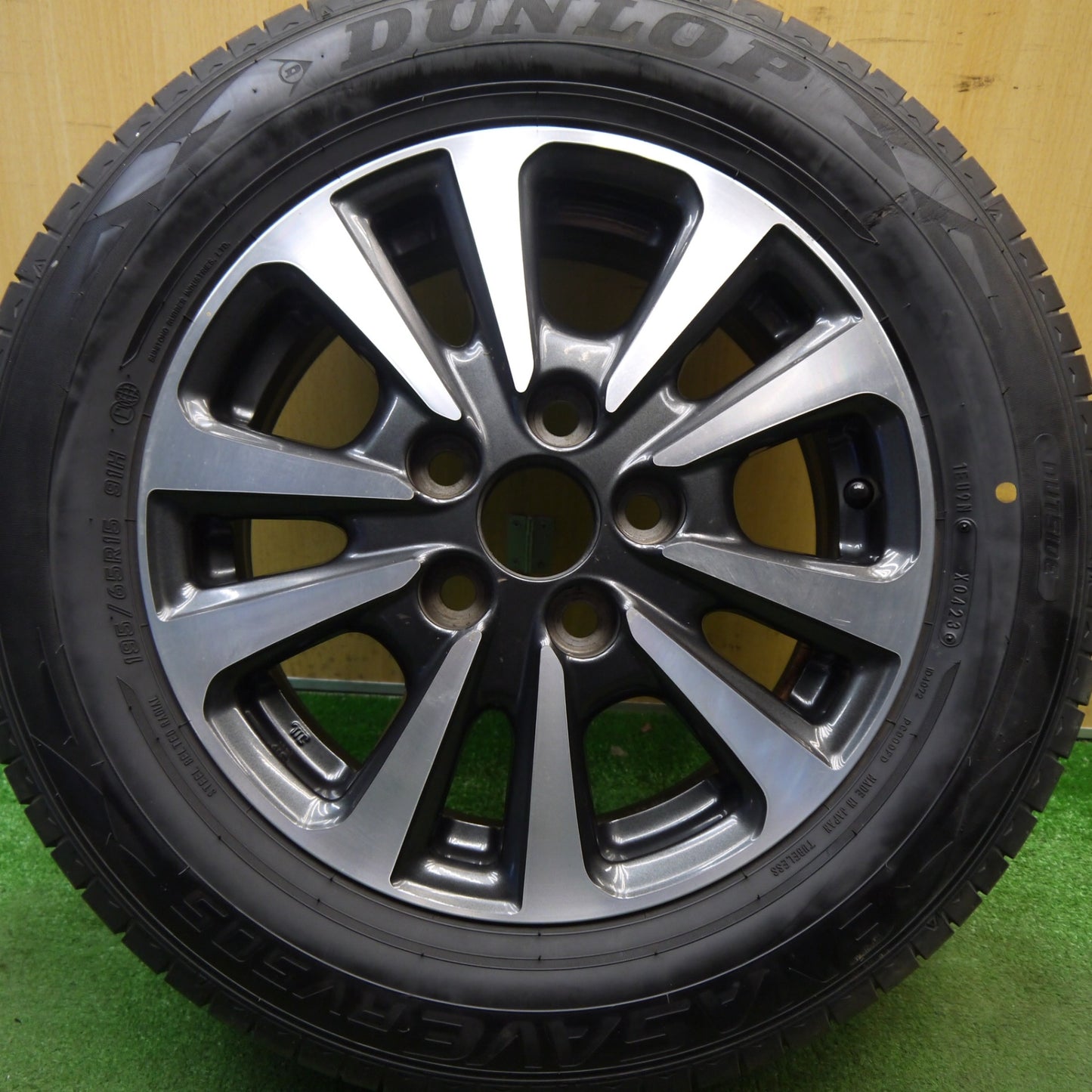 ほぼ未使用！23年！キレイ！1本★トヨタ エスクァイア 純正 ENKEI 195/65R15 ダンロップ エナセーブ RV505 15インチ エンケイ PCD114.3/5H★6020301Hノ