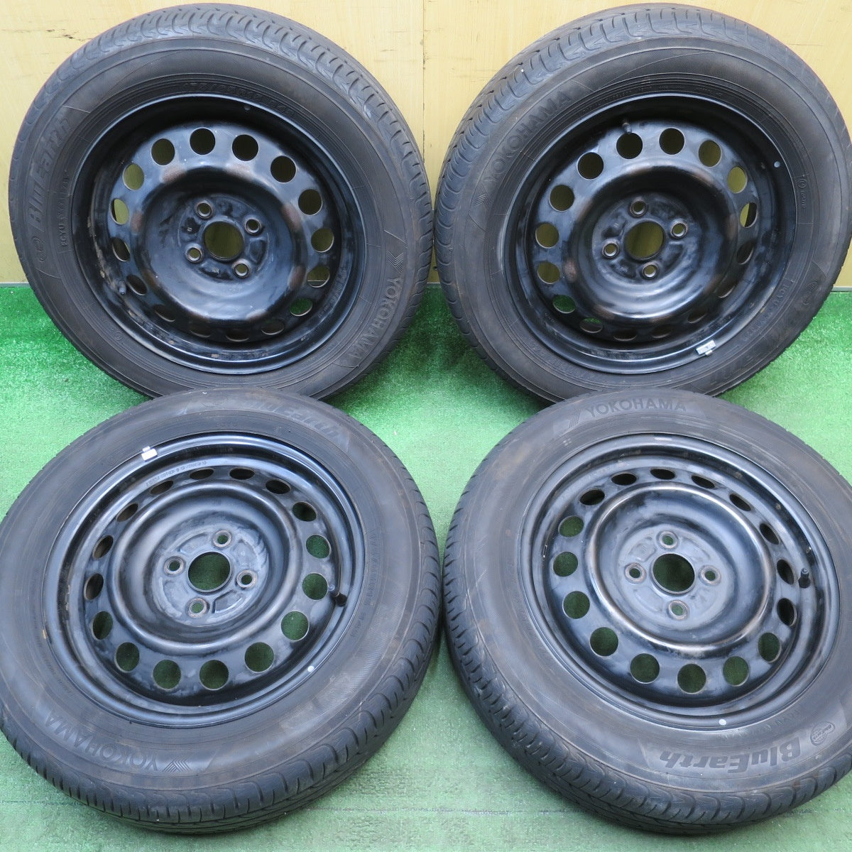 4本価格★175/65R15 ヨコハマ ブルーアース AE01F スチール ホイール 15インチ PCD100/4H★6032705NJノ