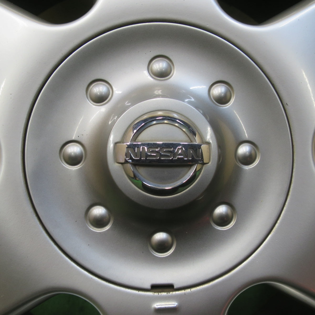 4本価格！21年★日産 E51 エルグランド 純正 215/60R17 スタッドレス ブリヂストン ブリザック VRX3 17インチ PCD114.3/5H★5122001イス