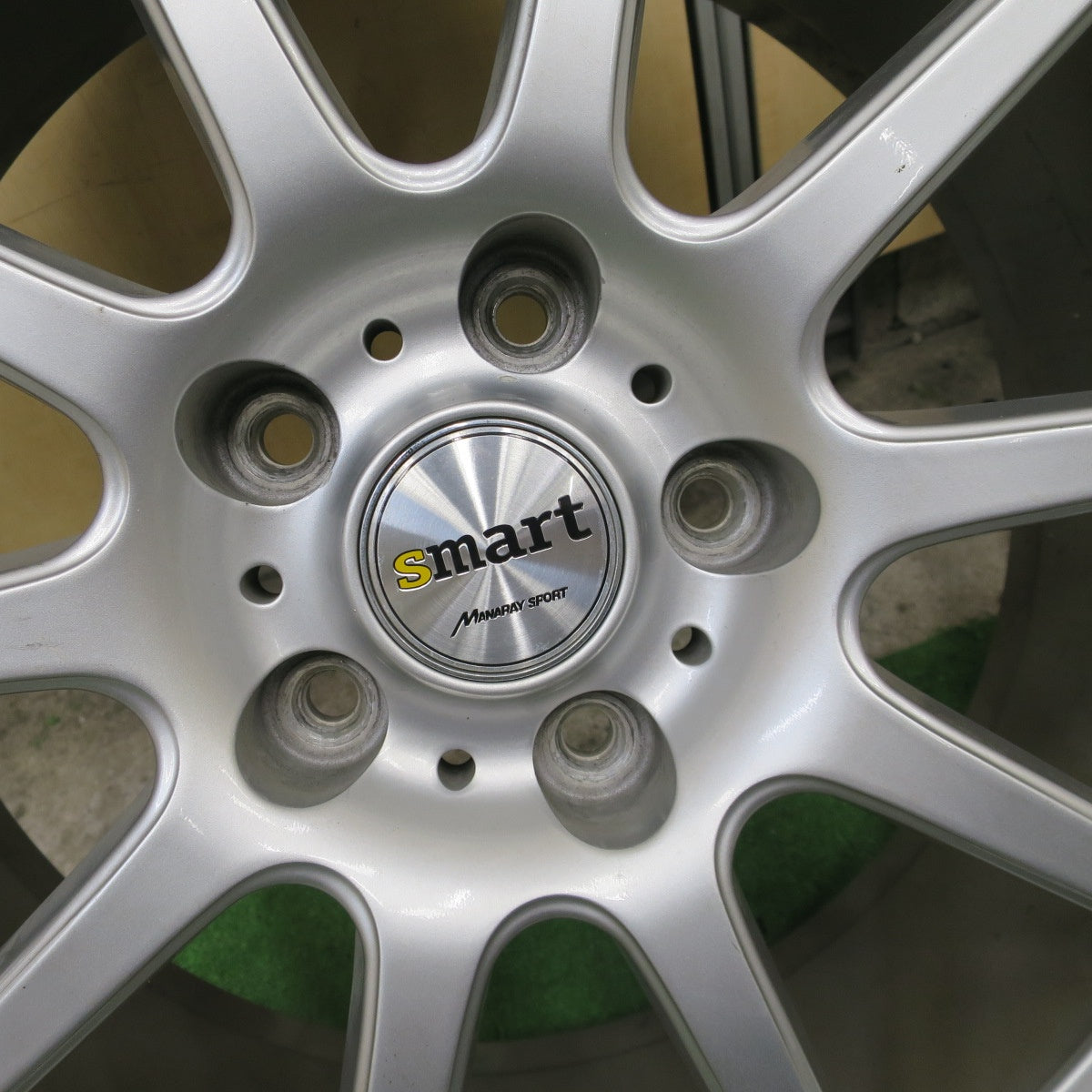 キレイ★smart MANARAY SPORT 18インチ ホイール スマート マナレイ スポーツ 18×8J PCD114.3/5H★6051005NGホ
