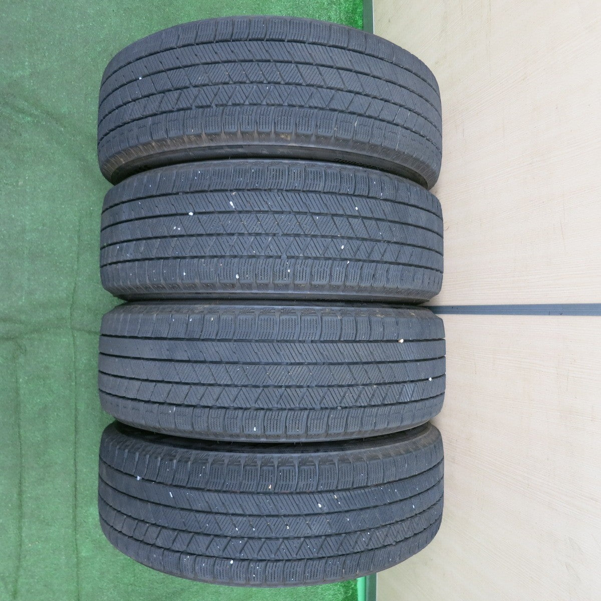 *送料無料* バリ溝！22年！キレイ！9分★スタッドレス 185/60R15 ブリヂストン ブリザック VRX3 GRADUAL グラデュアル 15インチ PCD100/5H★4070202NJス