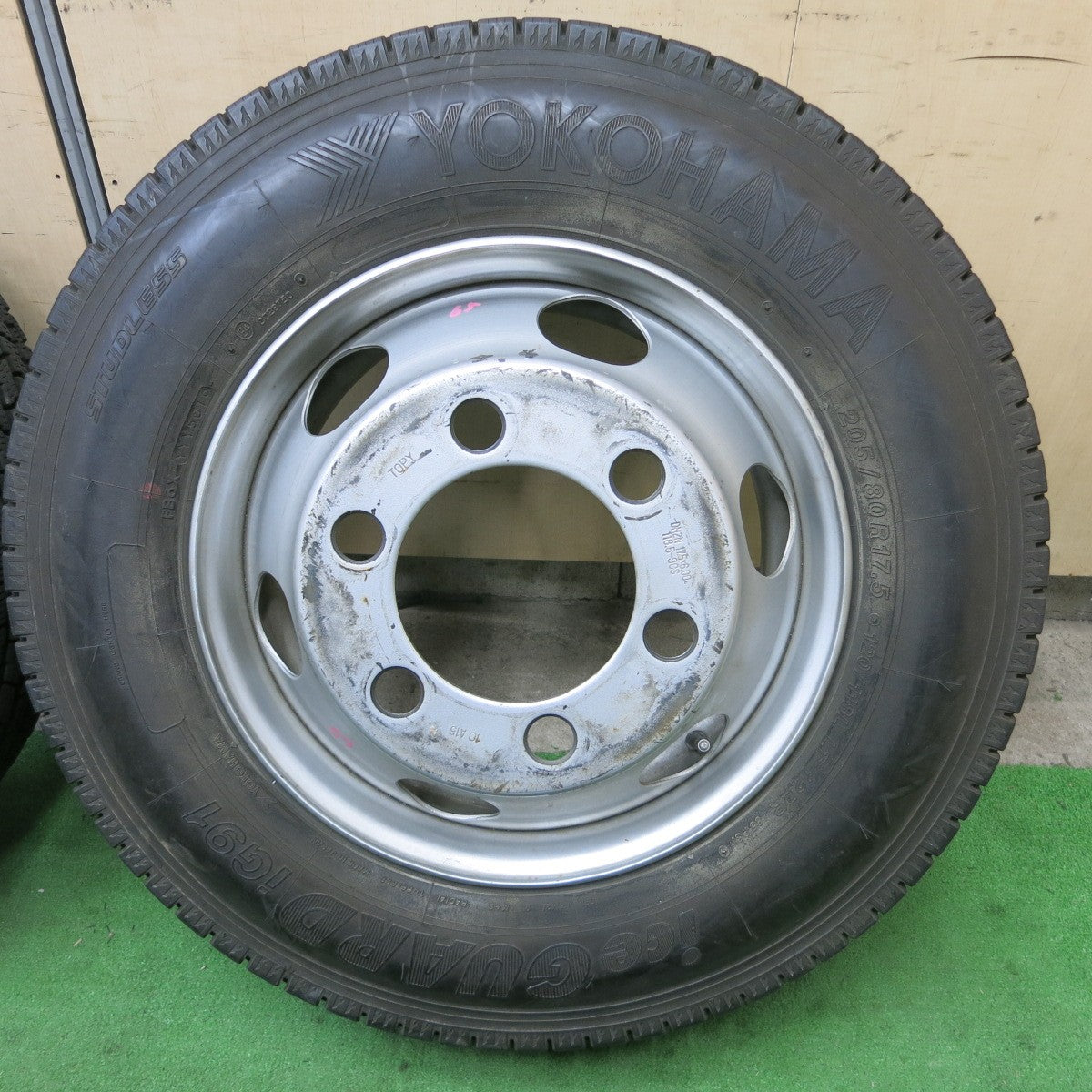 バリ溝！9分★トラック 205/80R17.5 120/118L 12PR スタッドレス ヨコハマ アイスガード iG91 TOPY スチール 17.5インチ 118.5-9CS PCD222.25/6H★5060301ナス