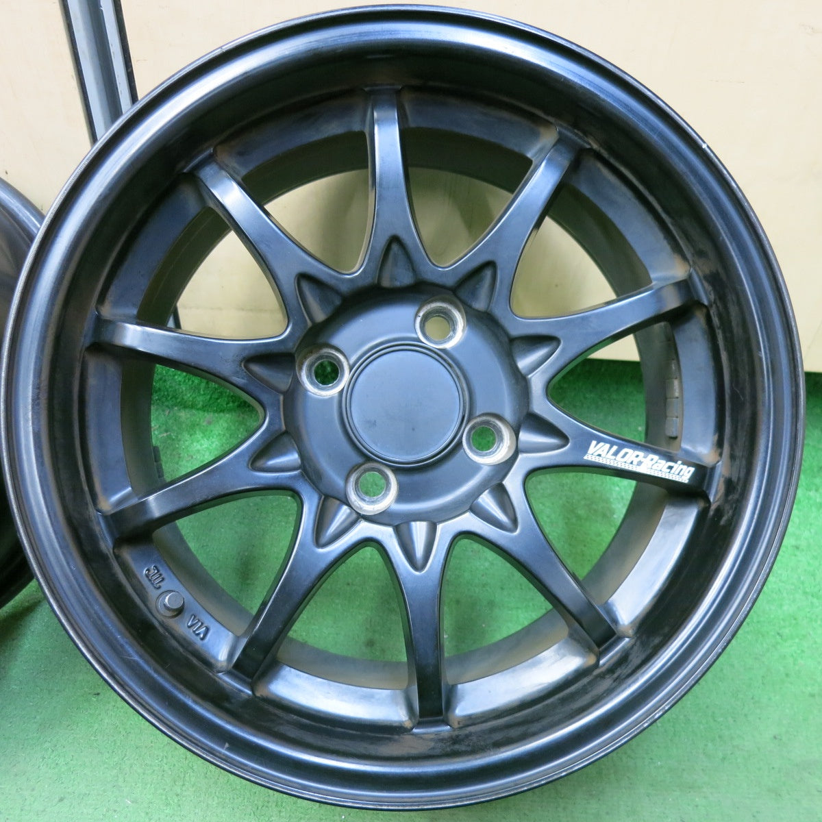 4本価格★VALOR Racing SXR 15インチ ホイール ヴァロー レーシング PCD100/4H★5052111SYホ