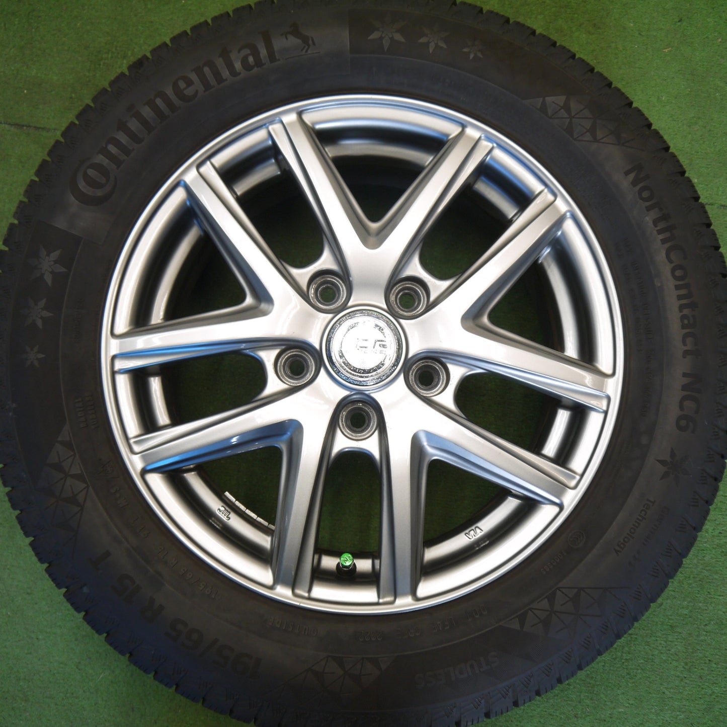 キレイ！22年★スタッドレス 195/65R15 コンチネンタル ノースコンタクト NC6 CR CRICKET クリケット 15インチ PCD114.3/5H★6042004Hス