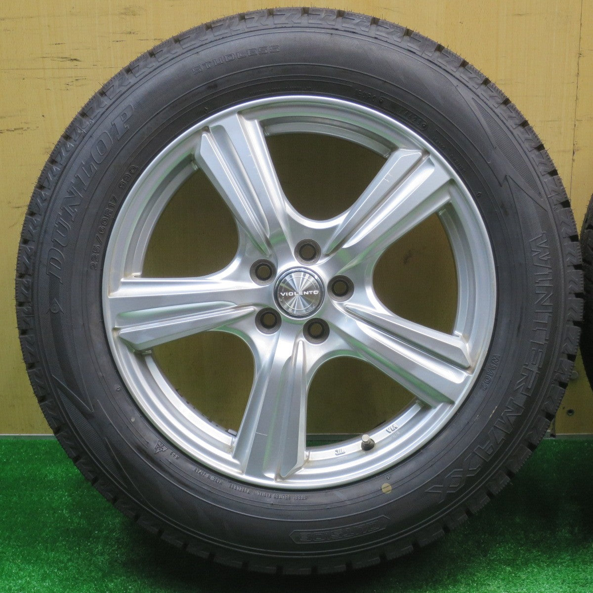 未使用！23年★XV 等 225/60R17 スタッドレス ダンロップ ウインターマックス WM02 VIOLENTO ヴィオレント 17インチ PCD100/5H★5101503NJス