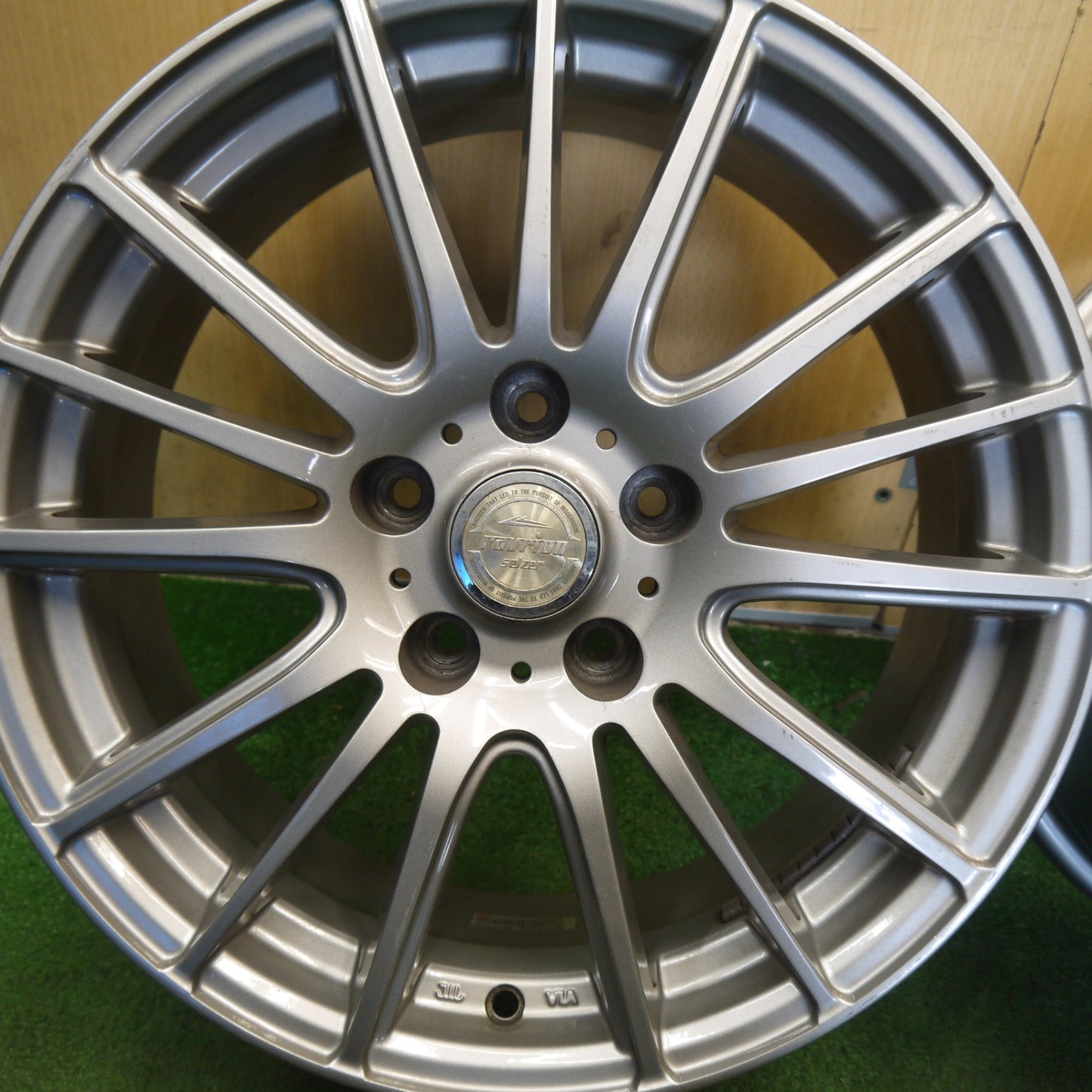 キレイ★ravrion selzer weds ラブリオン ウェッズ 17インチ ホイール 17×7J PCD114.3/5H★6061908Hホ