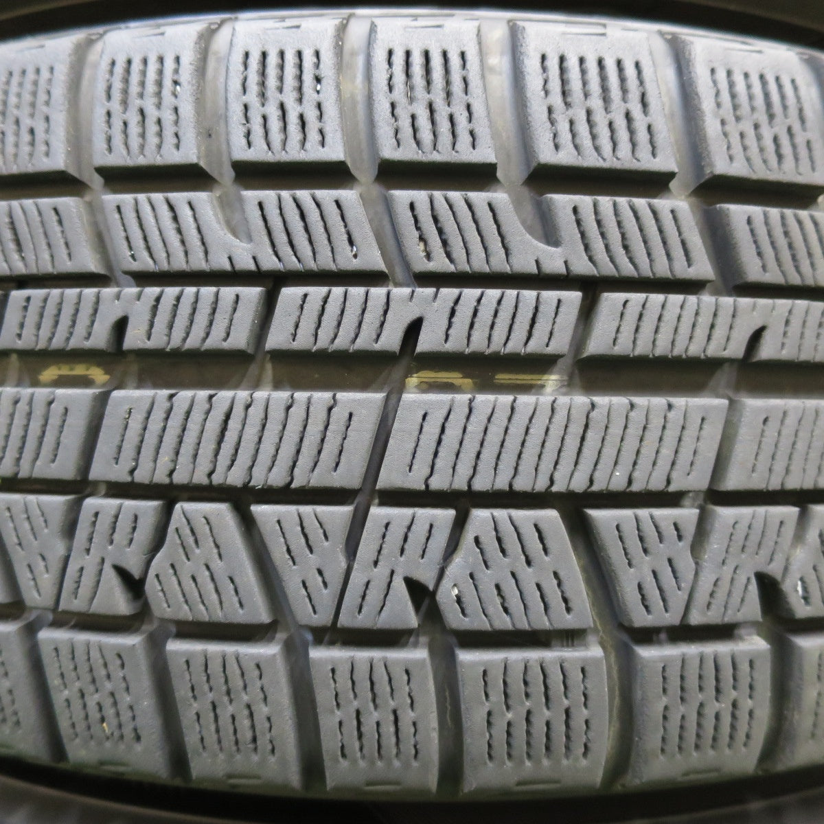 *送料無料* バリ溝！20年！キレイ！9分★スタッドレス 185/65R15 ヨコハマ アイスガード iG50 プラス GRASS グラス 15インチ PCD114.3/5H★4082905イス