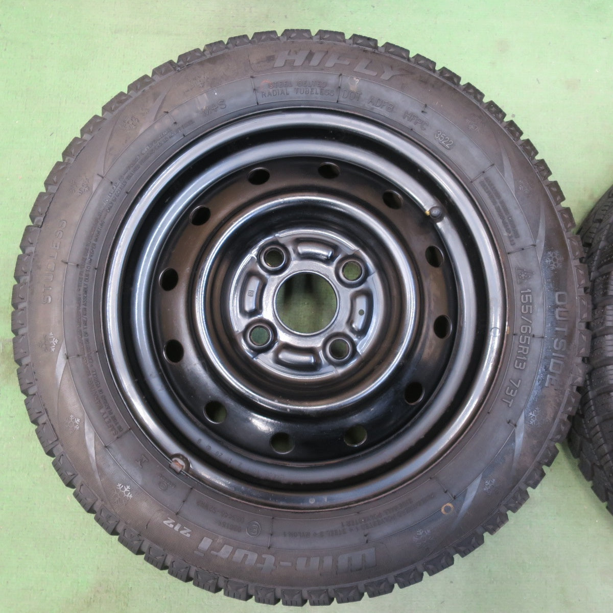 バリ溝！22年！9.5分以上★スタッドレス 155/65R13 ハイフライ Win-turi 212 TOPY スチール ホイール 13インチ PCD100/4H★6032707イス
