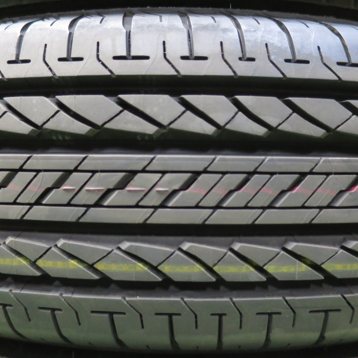 [送料無料] 新車外し！24年★ジムニー 等 175/80R16 ブリヂストン デューラー H/L 852 タイヤ 16インチ★4112201イノタ