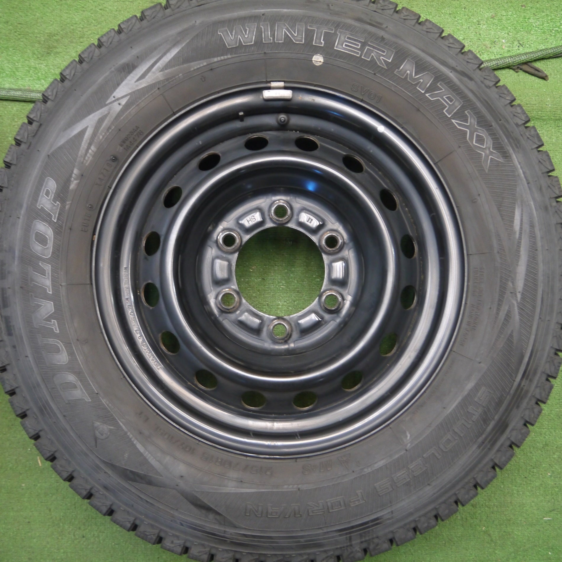 送料無料* バリ溝！9分☆ハイエース等 215/70R15 107/105L