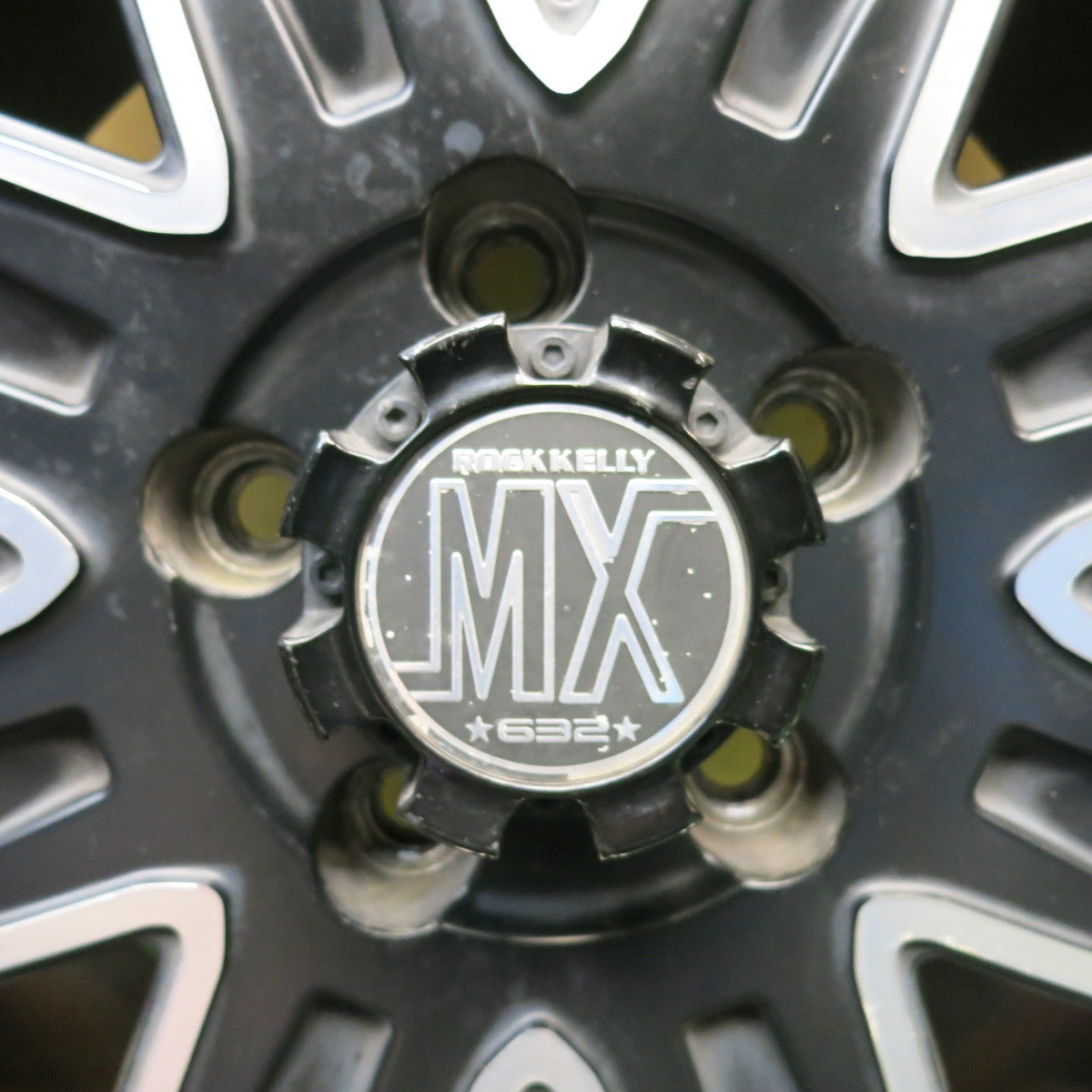 バリ溝！22年！9.5分◎632 LOXARNY ROCK KELLY MX 215/70R16 ヨコハマ BluEarth-XT AE61 ロクサーニ ロックケリー 16インチ PCD114.3/5H◎6092003HAノ