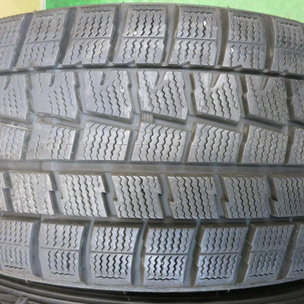 バリ溝！キレイ！9分★スタッドレス 215/50R17 ダンロップ ウインターマックス WM01 VELVA SPORT ヴェルヴァ 17インチ PCD114.3/5H★6012208HAス
