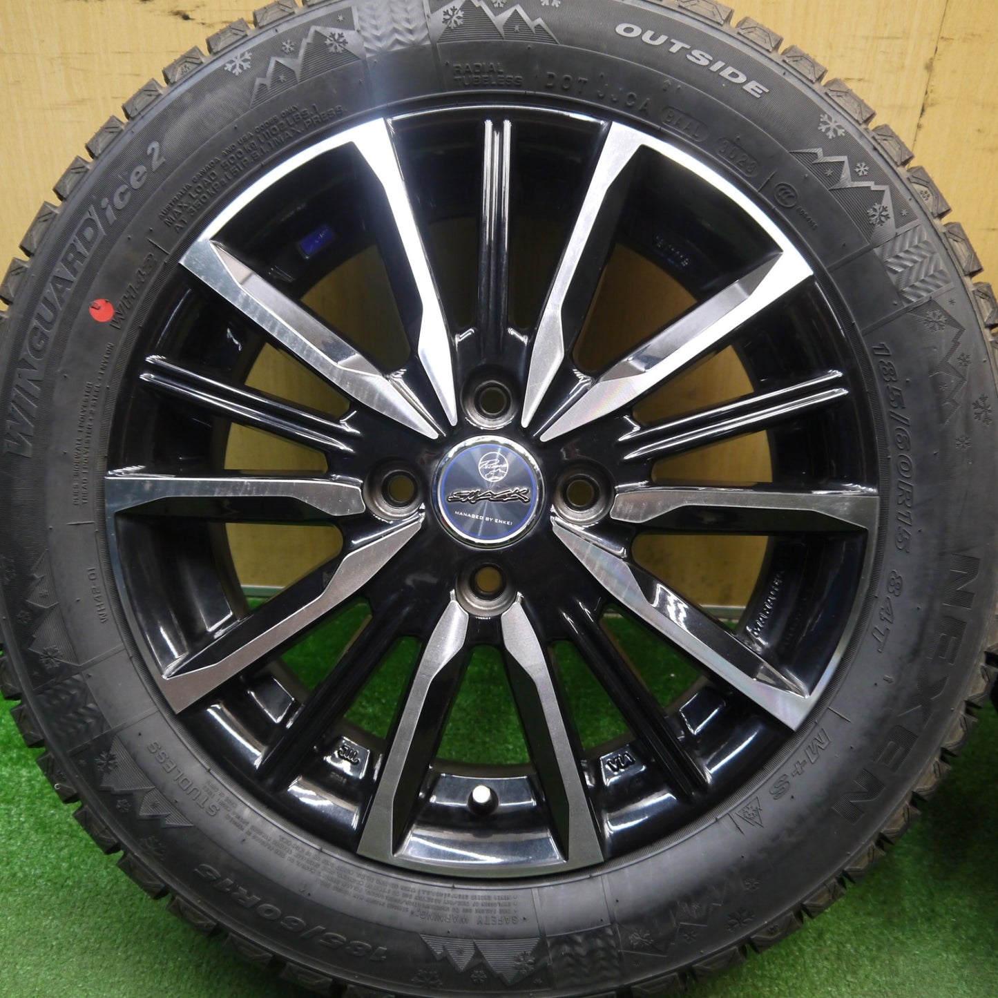 バリ溝！23年！ほぼ10分★スタッドレス 185/60R15 ネクセン WINGUARD ice2 SMACK ENKEI ヴァルキリー スマック エンケイ 15インチ PCD100/4H★6022008Hス