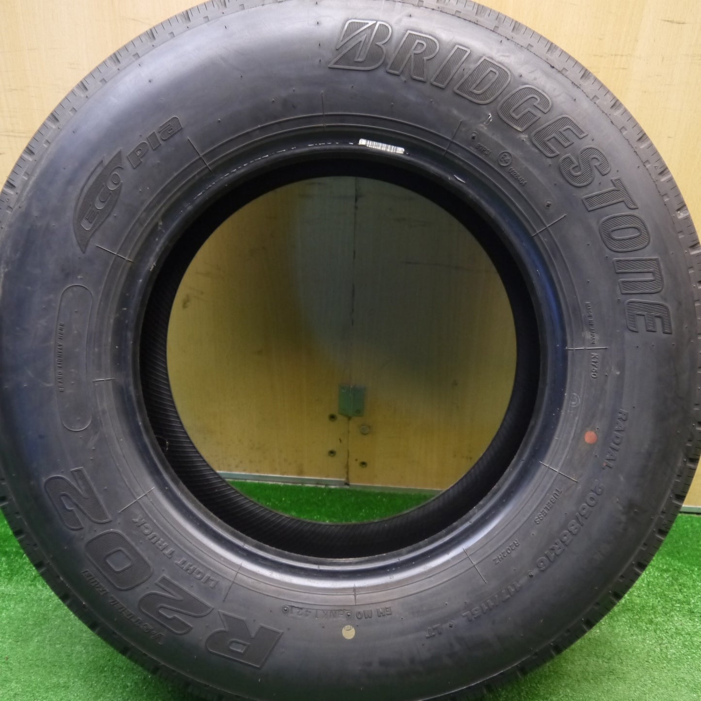 未使用！21年！1本★トラック タイヤ 205/85R16 117/115L ブリヂストン R202 16インチ★5111006Hノタ