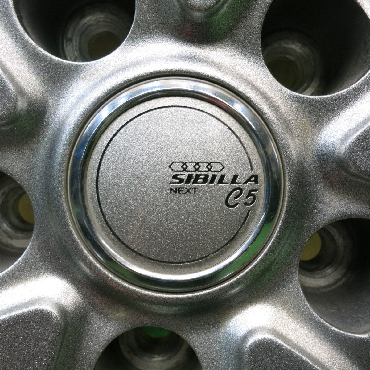 バリ溝！キレイ！9分★スタッドレス 205/60R16 ヨコハマ アイスガード iG60 SIBILLA NEXT C5 シビラ 16インチ PCD114.3/5H★5062903HAス