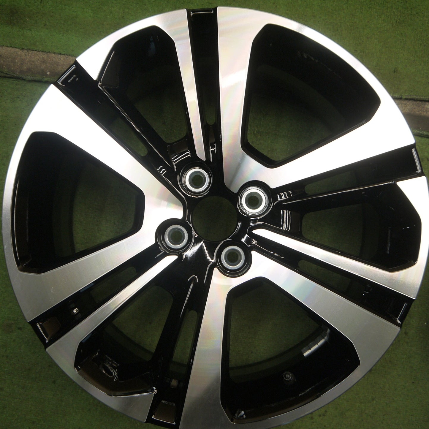新車外し★ダイハツ ロッキー トヨタ ライズ 純正 ホイール 17インチ 17×6J PCD100/4H★6072806Hホ