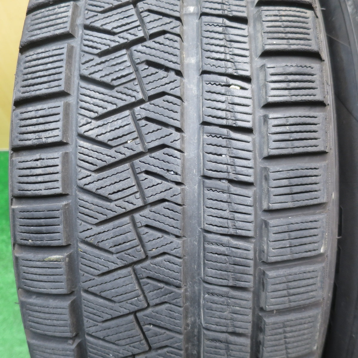 バリ溝！8.5分★アウディ Q5 等 ACE DESIGN 235/60R18 スタッドレス ピレリ アイスアシンメトリコ 18インチ PCD112/5H★5111701NJス