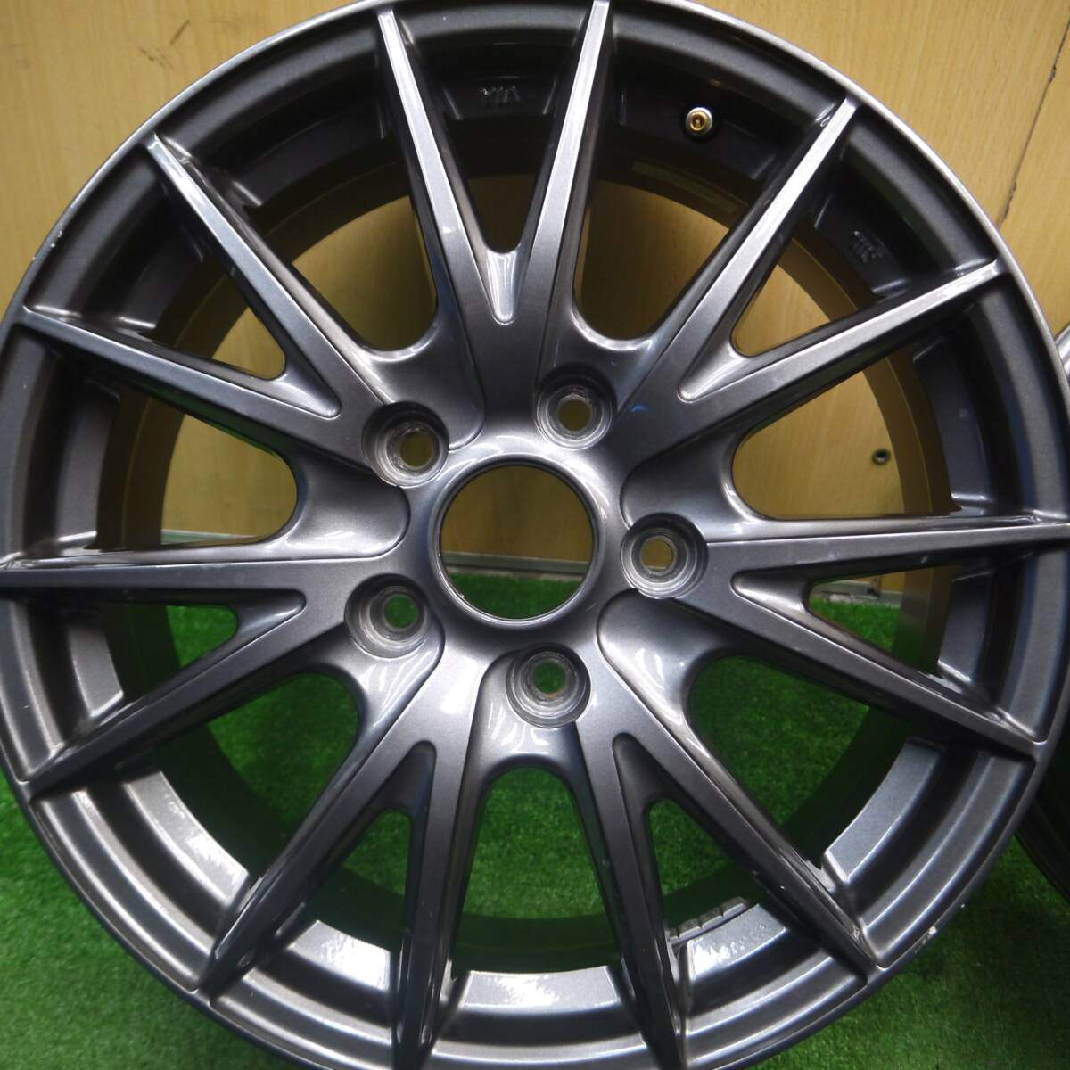 キレイ★VELVA weds ホイール 16インチ ヴェルヴァ ウェッズ 16×6.5J PCD114.3/5H★5021007Hホ