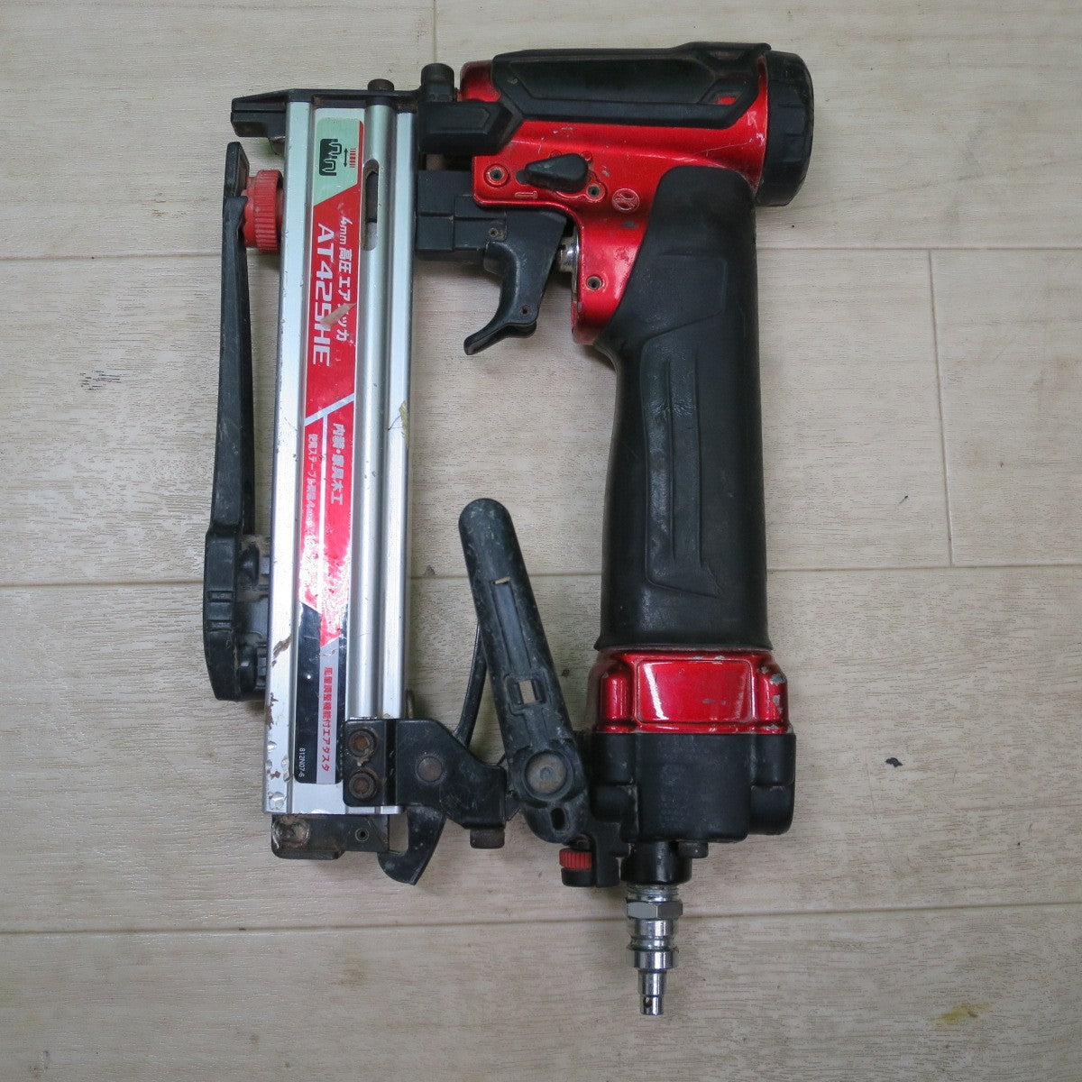 ☆マキタ 4mm 高圧 エア タッカ AT425HE タッカー エアー ツール 工具 makita☆