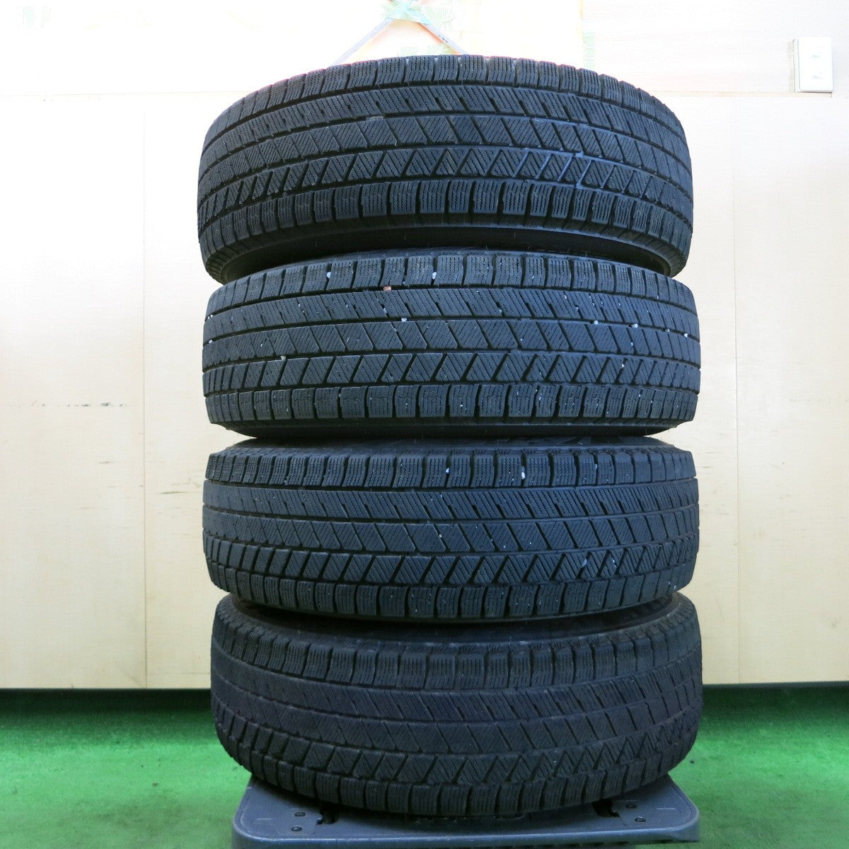 *送料無料* キレイ！21年★スタッドレス 185/70R14 ブリヂストン ブリザック VRX3 JOKER ジョーカー 14インチ PCD100/4H★4061004ナス
