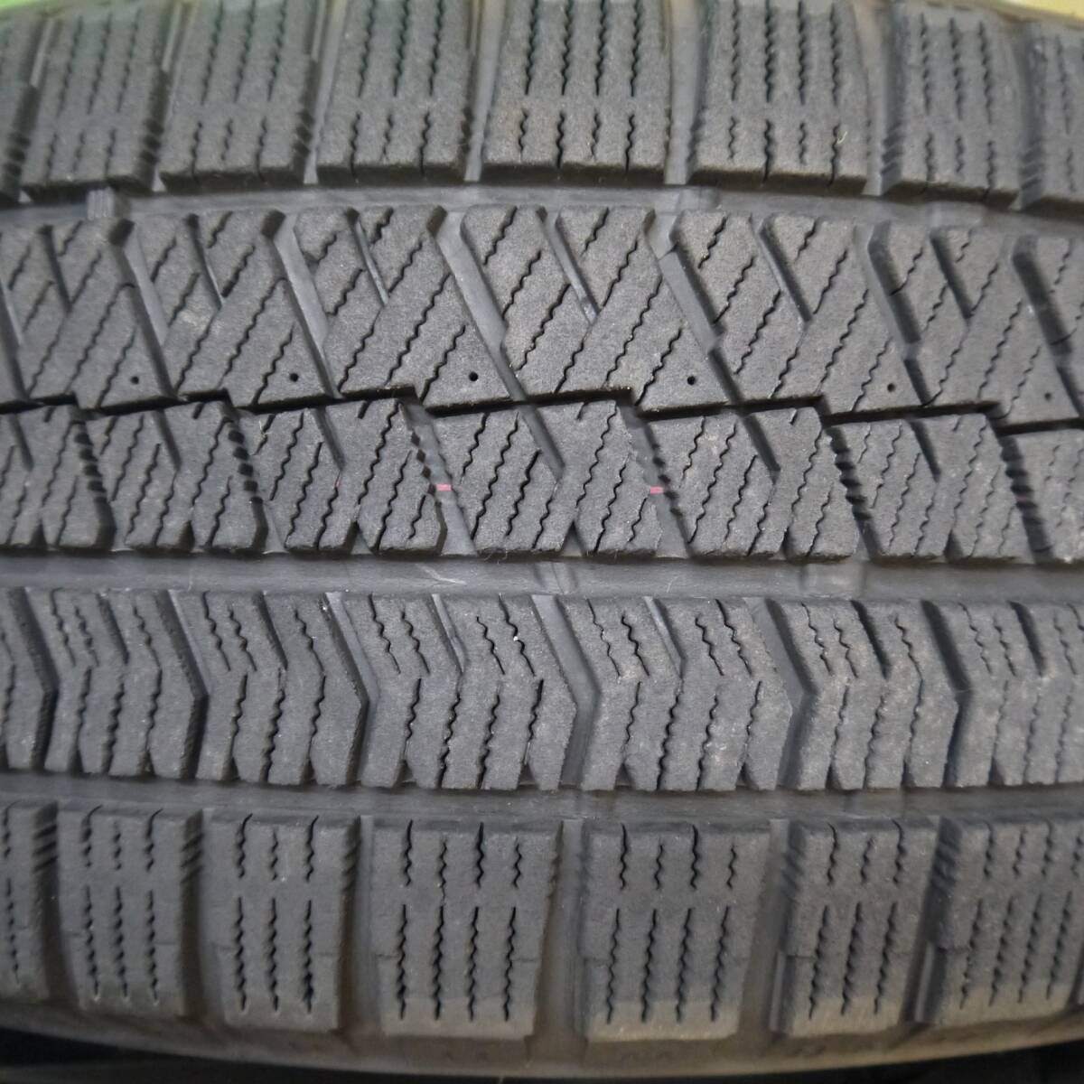 キレイ★アウディ Q2 純正 215/60R16 スタッドレス ブリヂストン ブリザック VRX2 16インチ PCD112/5H★5040405Hス