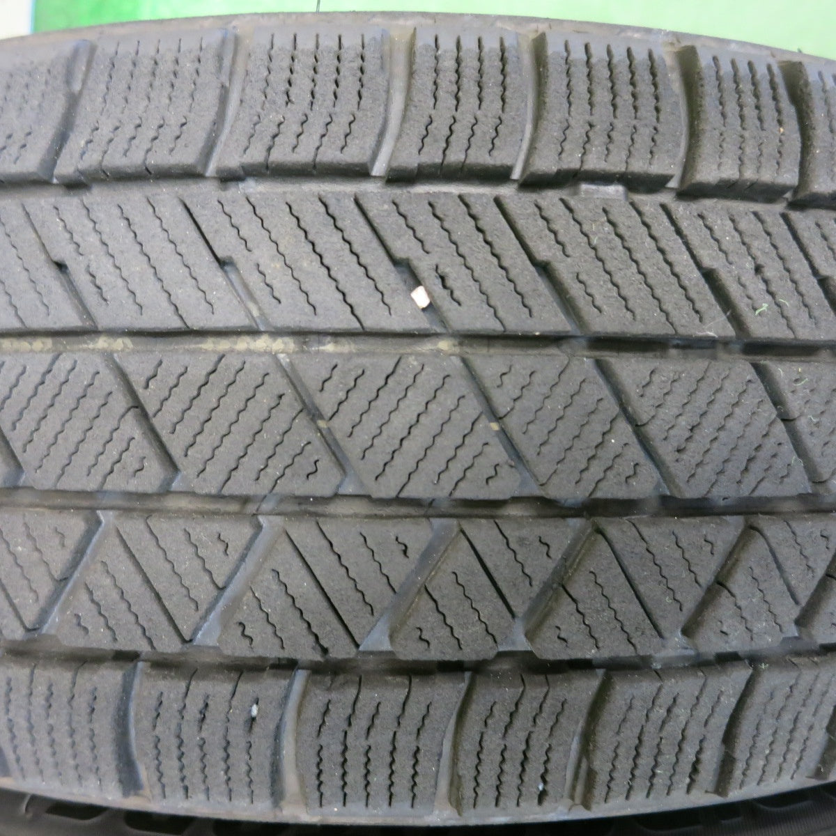 4本価格！22年◎トヨタ 130系 ヴィッツ 純正 スチール 165/70R14 スタッドレス ブリヂストン ブリザック VRX3 14インチ PCD100/4H◎6081409HAス