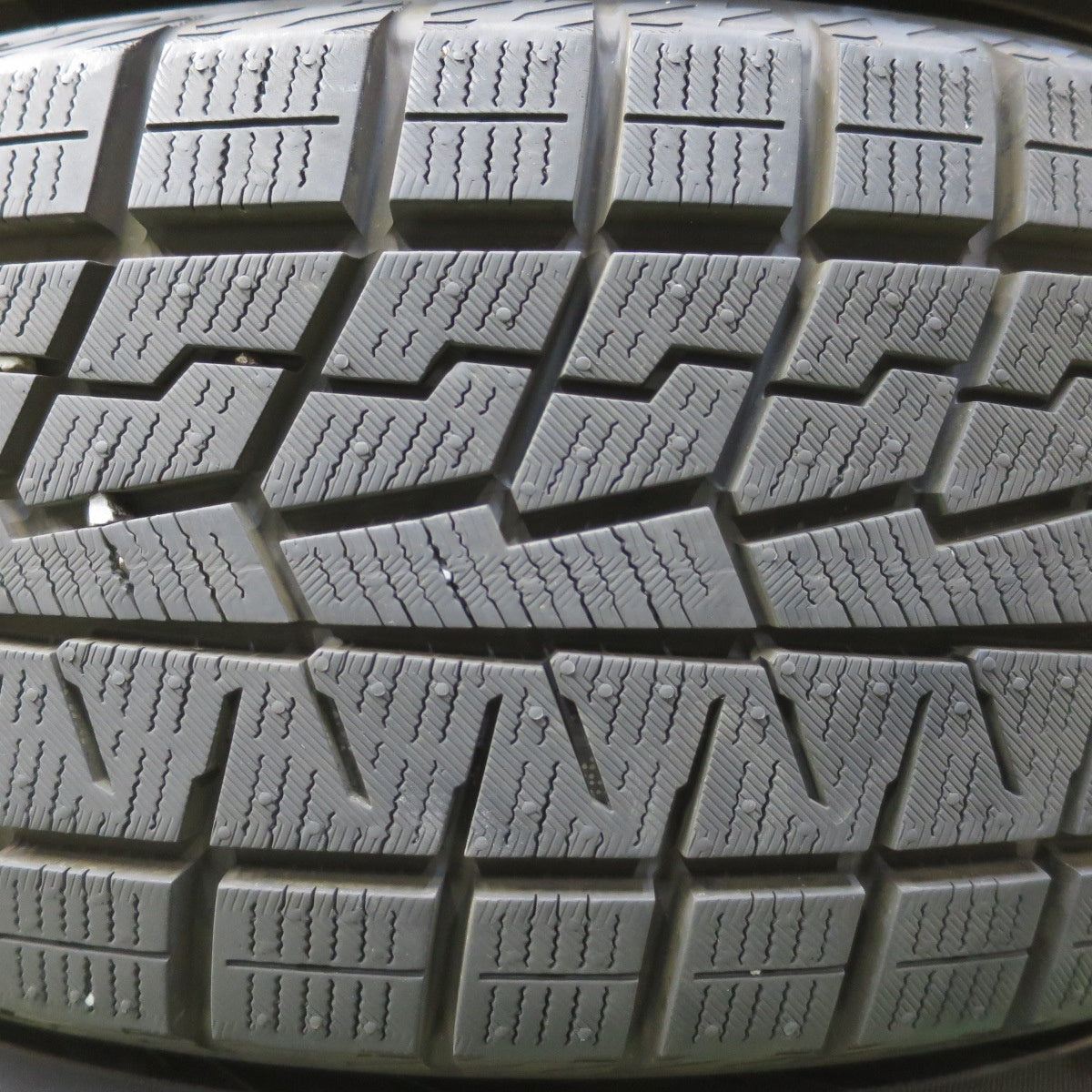 バリ溝！25年！キレイ！ほぼ10分★スタッドレス 195/65R15 ヨコハマ アイスガード iG70 MANARAY マナレイ 15インチ PCD114.3/5H★6041405イス