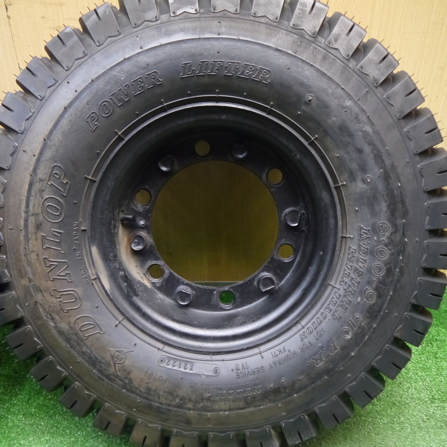 未使用！22年！2本★フォークリフト 6.00-9 10PR ダンロップ POWER LIFTER スチール ホイール PCD180/6H★6011408Hノ