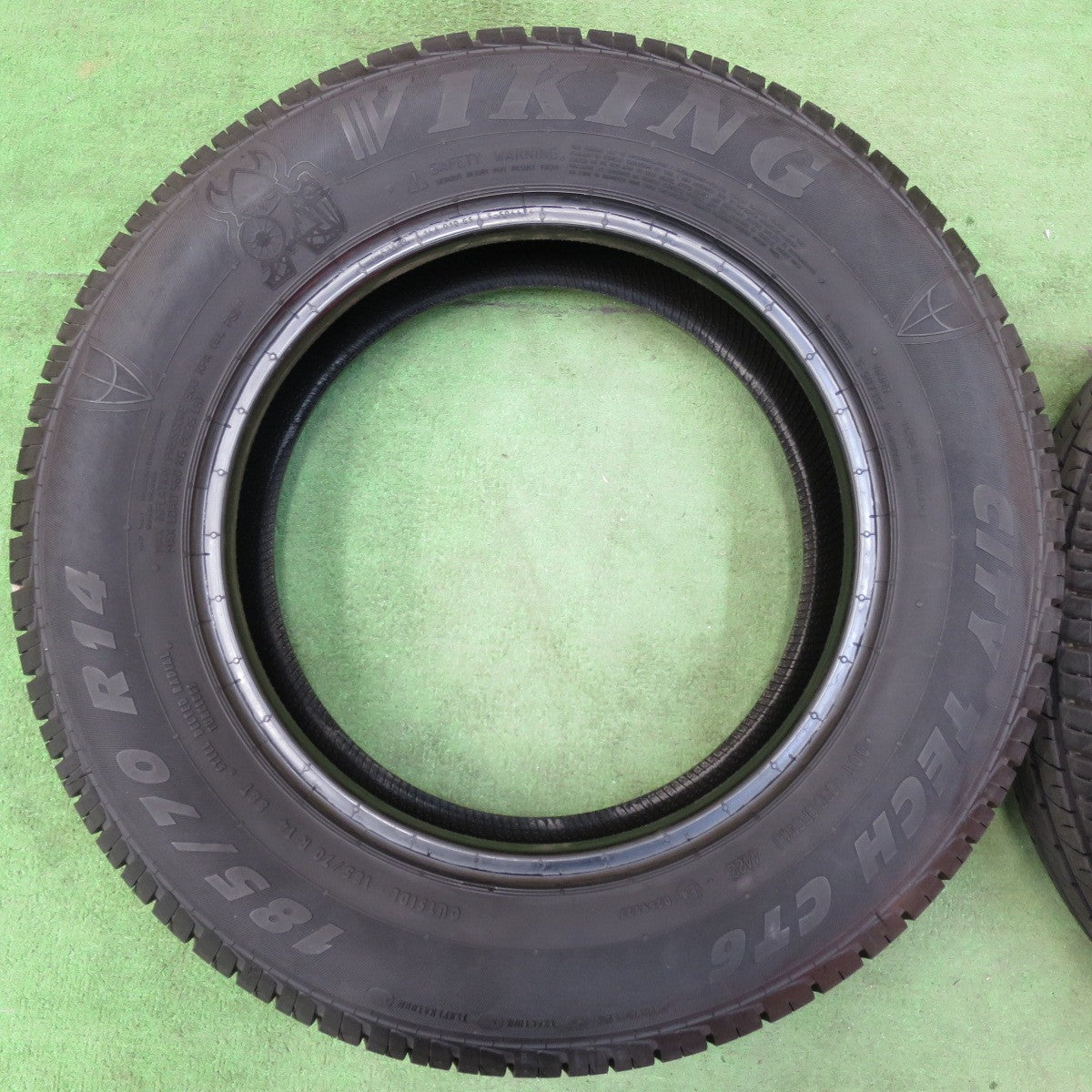 [送料無料] バリ溝！22年！ほぼ10分★185/70R14 バイキング CITY TECH CT6 タイヤ 14インチ ノート フリード セレナ 等★5010813イノタ