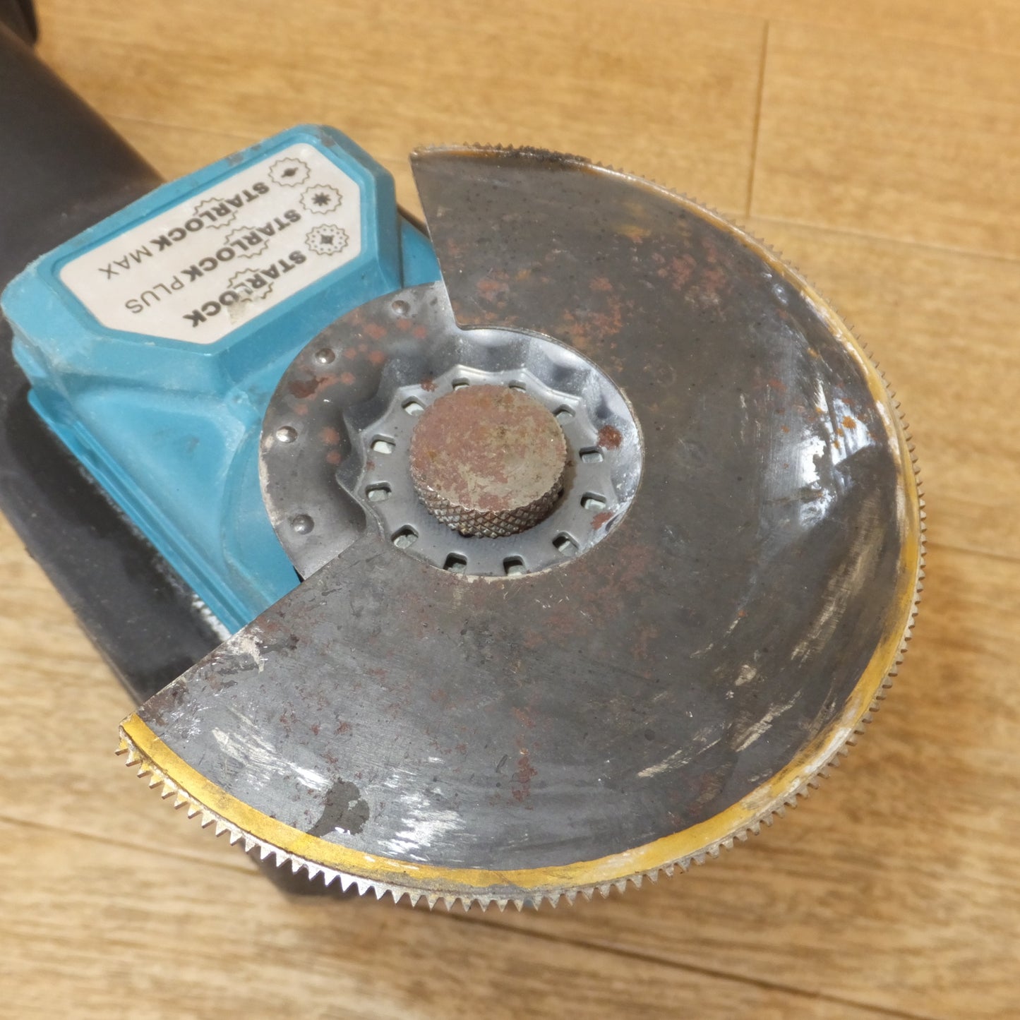 [送料無料] ★マキタ makita 充電式マルチツール TM52D 18V　本体 付属品 のみ　バッテリ なし★