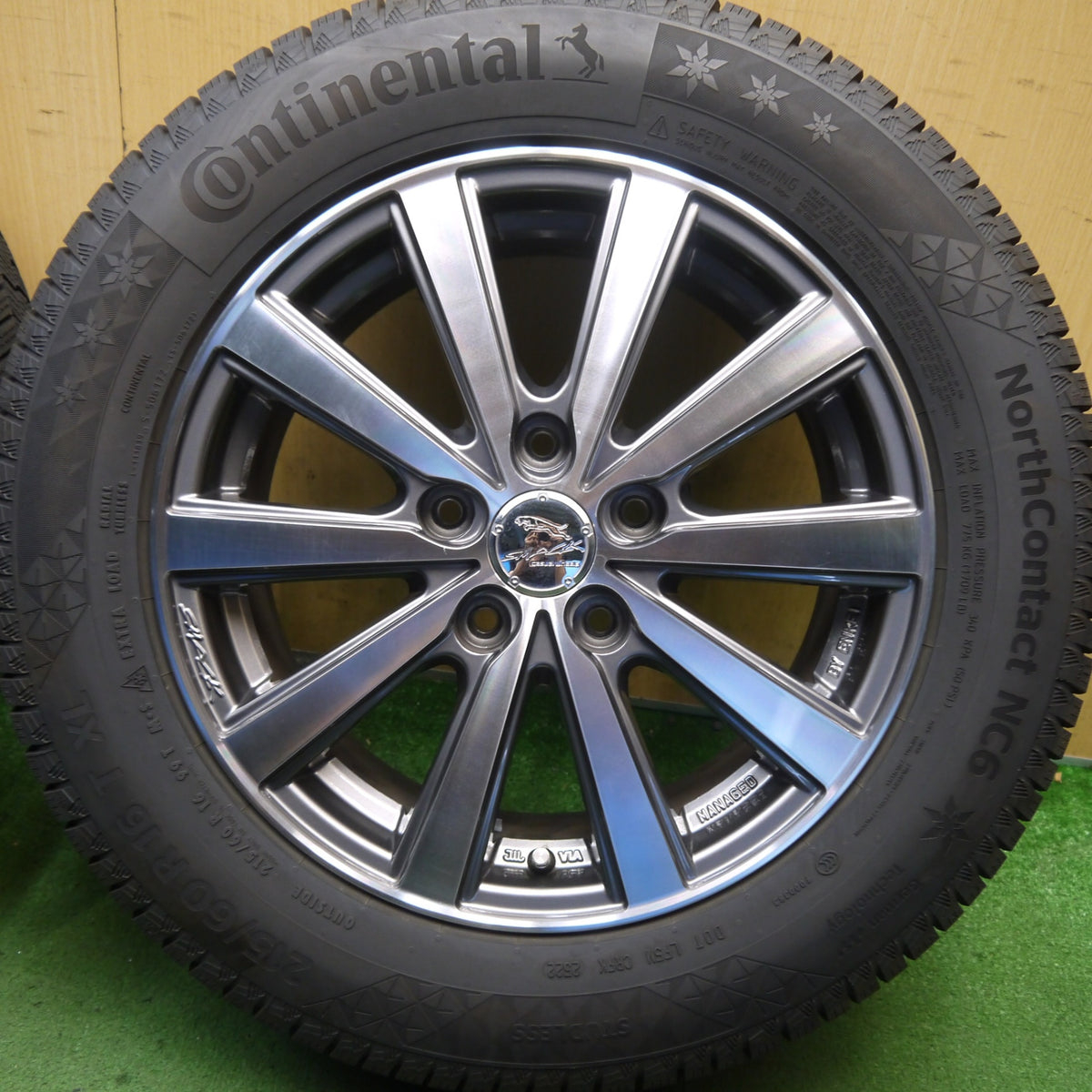 バリ溝！22年！キレイ！9.5分◎スタッドレス 215/60R16 コンチネンタル ノースコンタクト NC6 SMACK ENKEI スマック エンケイ 16インチ PCD114.3/5H◎6090804Hス