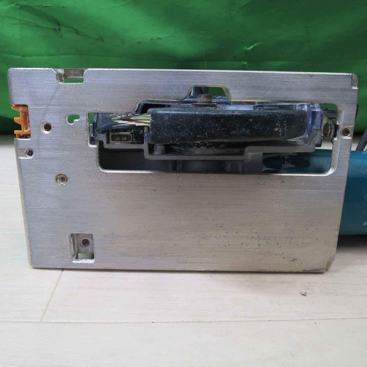 [送料無料] ☆マキタ 125mm 防じん マルノコ 5205FX 電動 工具 100V 木工用 防塵 丸のこ 丸ノコ 丸鋸 makita☆
