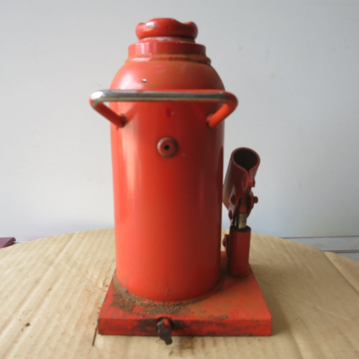 [送料無料] ◆マサダ 油圧 ジャッキ HP-15N 工具 15TON 15ton 15トン 15000kg 油圧式 オイル だるま ダルマ 車載 自動車 点検 整備②◆