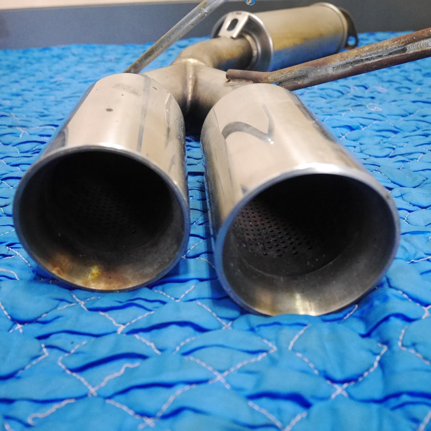 [送料無料] ☆ホンダ GD3 フィット 1.3Lモデル 全グレード 4WD除く 社外 マフラー 排気 カー パーツ メーカー 不明☆