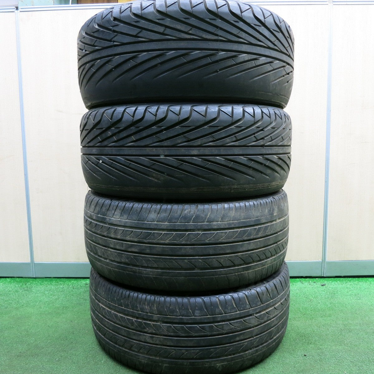 *送料無料* 4本★dolce 215/35R18 トライアングル TR968 ナンカン NS-20 ドルチェ 18インチ PCD100 114.3/4H マルチ★4032416HAノ