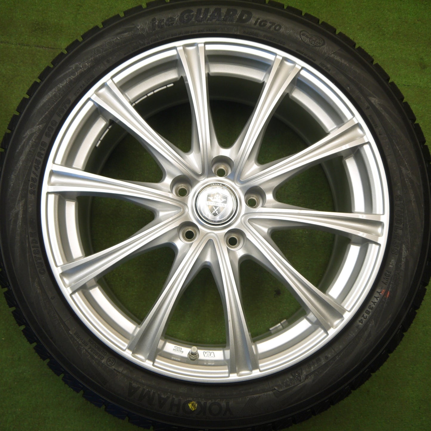 未使用！24年！センサー付★スタッドレス 235/45R18 ヨコハマ アイスガード iG70 ELBE ESTROSA MZV エステローザ 18インチ PCD114.3/5H★6031601Hス