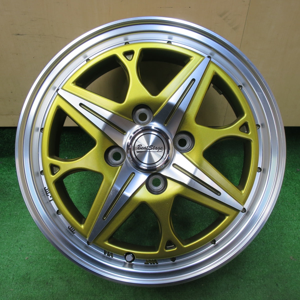 [送料無料] キレイ★BeatStage NS-C ビートステージ ホイール 14インチ 14×4.5J PCD100/4H★4102504イホ