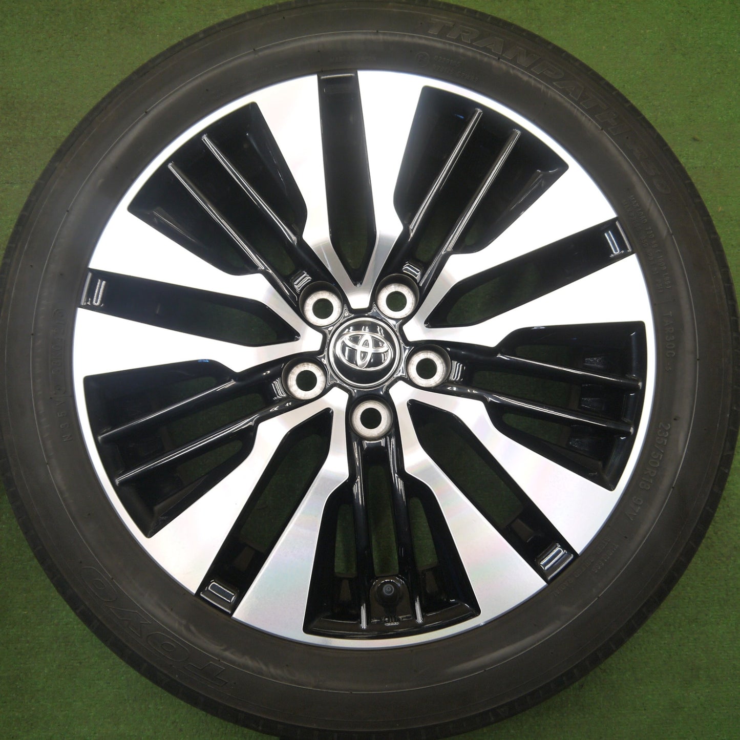キレイ★トヨタ 30系 アルファード ヴェルファイア SC ZG パッケージ 純正 235/50R18 トーヨー トランパス R30 18インチ PCD114.3/5H★6012104Hノ