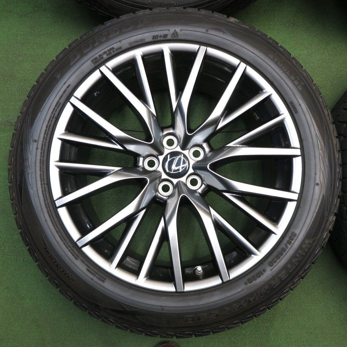 センサー付 バリ溝 綺麗★レクサス RX450h Fスポーツ 純正 235/55R20 スタッドレス ダンロップ SJ8 PCD114.3/5H★4021604KKス