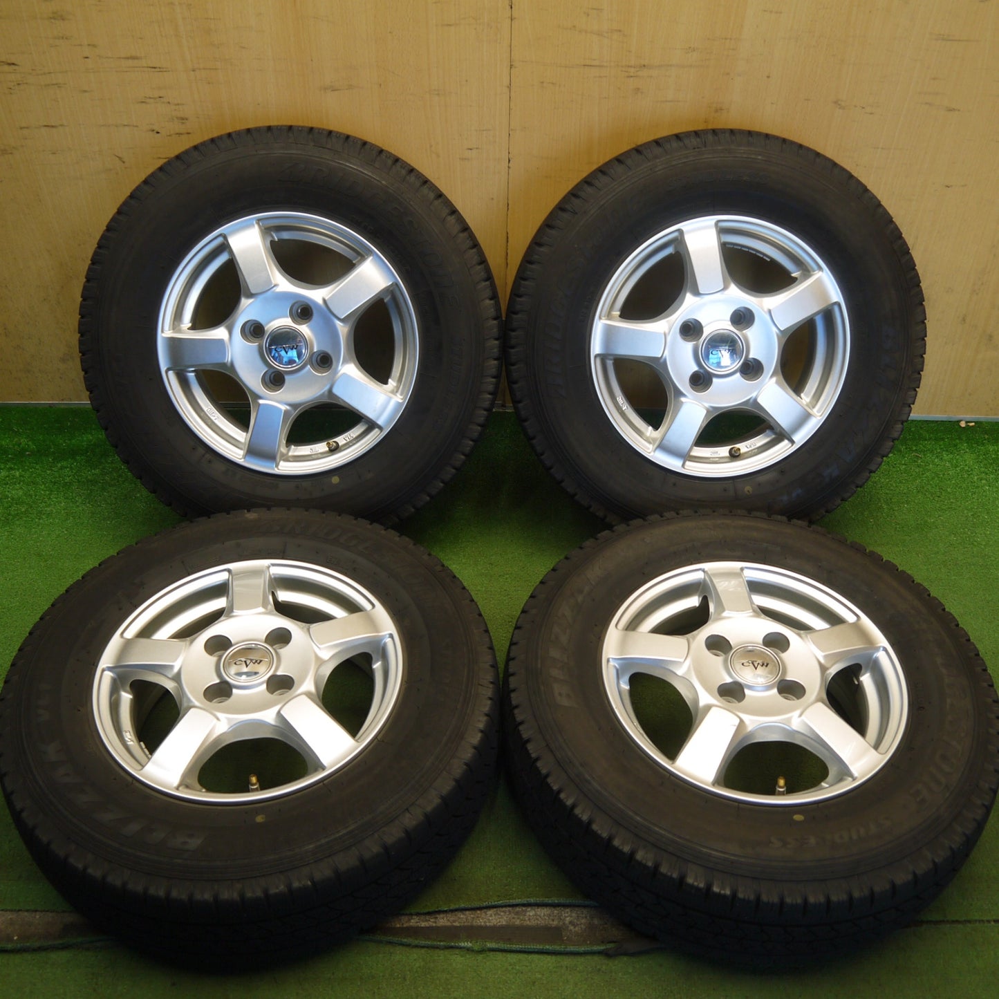 キレイ◎スタッドレス 165R13 6PR ブリヂストン ブリザック VL1 CVW 社外 アルミ 13インチ PCD100/4H◎6072905Hス
