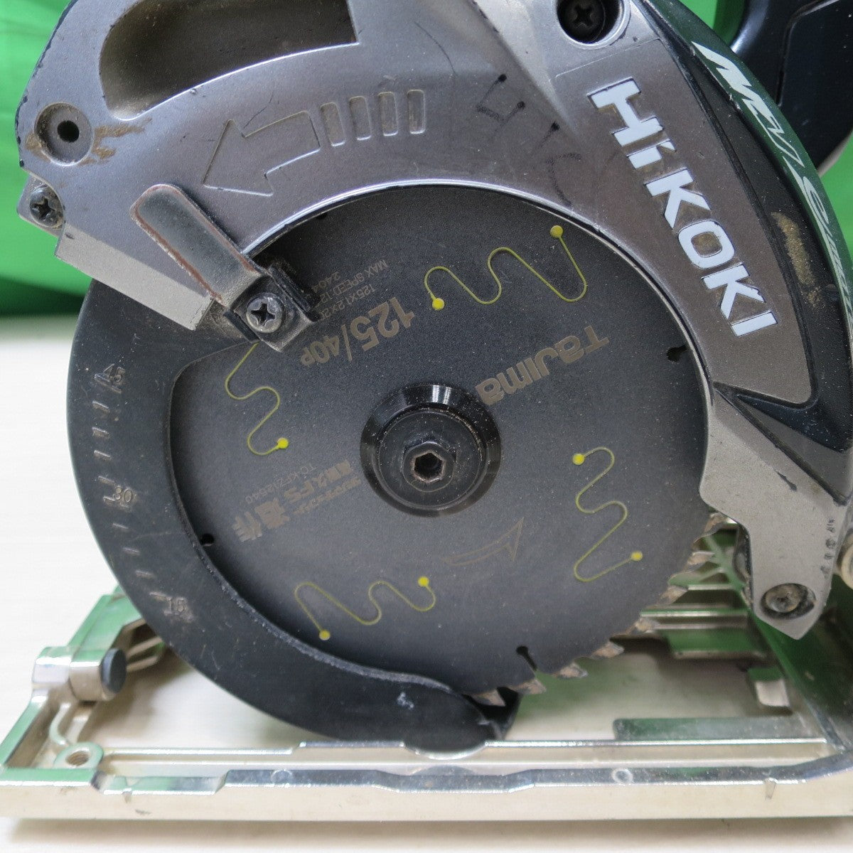 [送料無料] ☆HiKOKI ハイコーキ 125mm コードレス 丸のこ C3605DA 電動 工具 切断機 マルノコ 丸鋸 丸ノコ 木工用 本体のみ☆