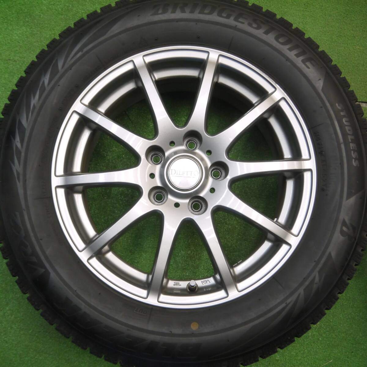 バリ溝！21年！キレイ！9.5分★スタッドレス 215/60R16 ブリヂストン ブリザック VRX2 DILETTO ディレット 16インチ PCD114.3/5H★5011513Hス
