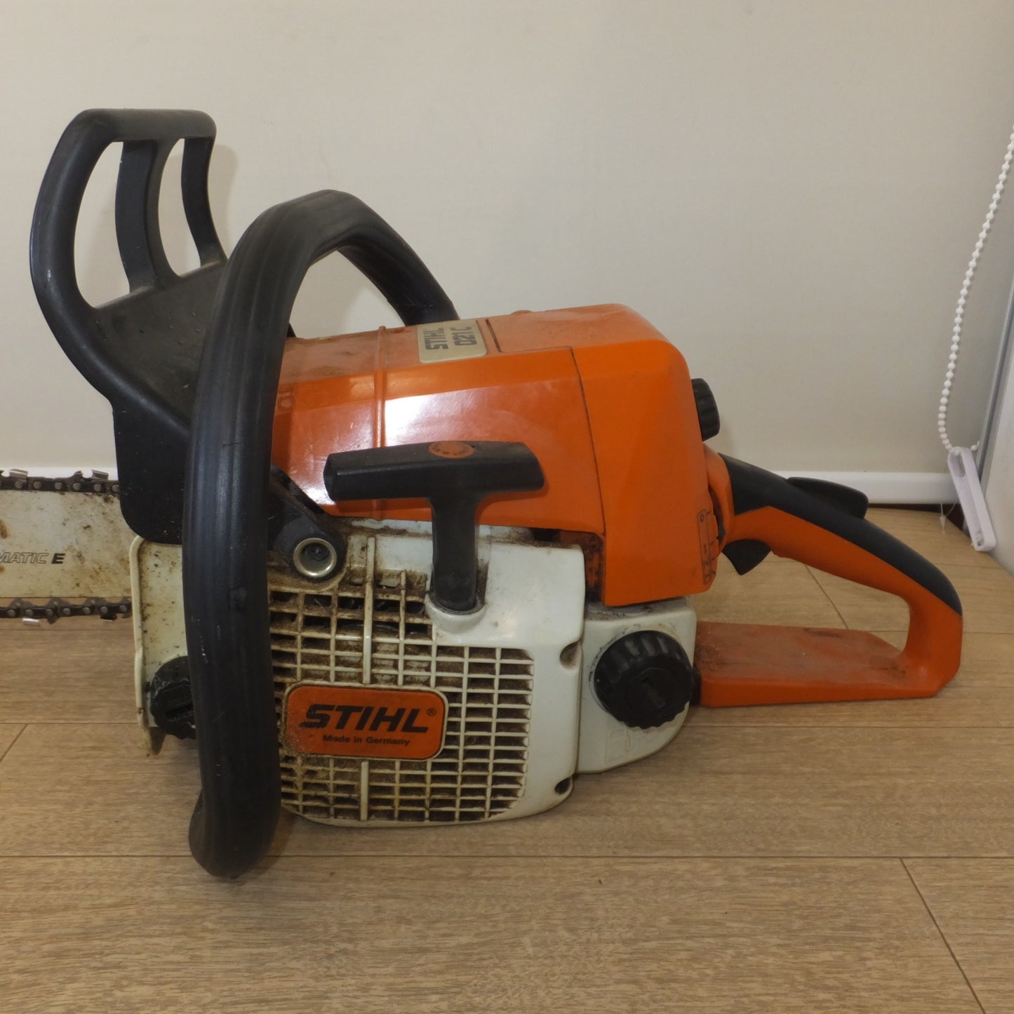 [送料無料] 岐阜発 ジャンク★スチール STIHL エンジンチェーンソー 021C★