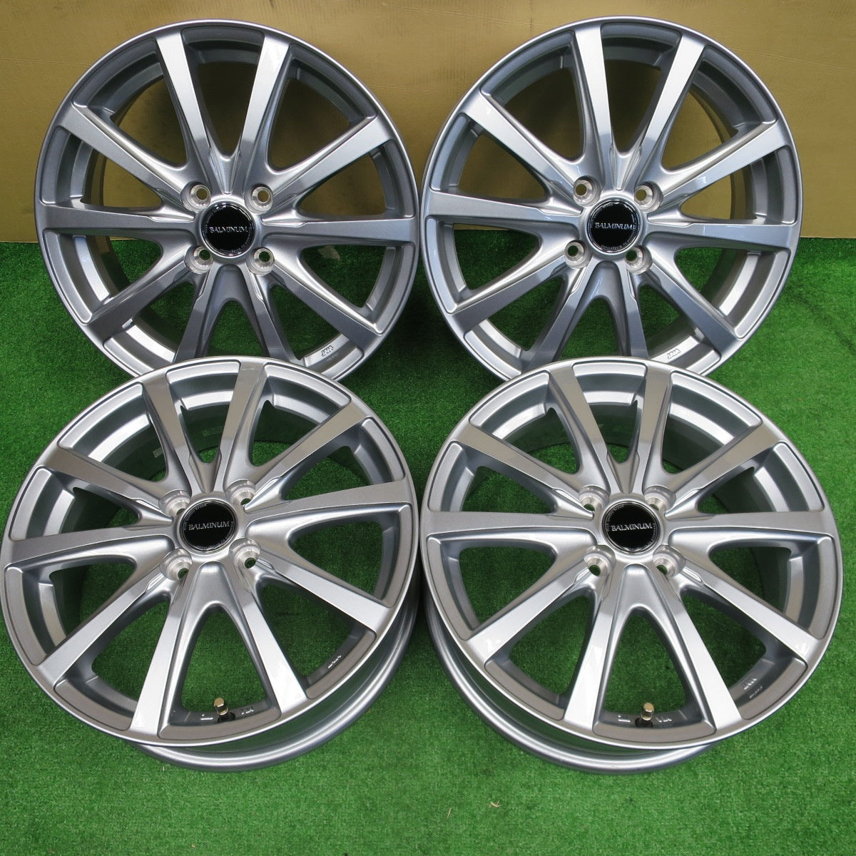 未使用★BALMINUM LS10 バルミナ 16インチ ホイール 16×6J PCD100/4H★6010502NKホ