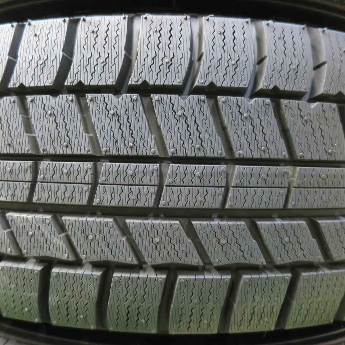 ほぼ未使用！23年！キレイ★プリウス 等 195/65R15 スタッドレス オートバックス ノーストレック N5 LEBEN レーベン 15インチ PCD100/5H★5100702イス