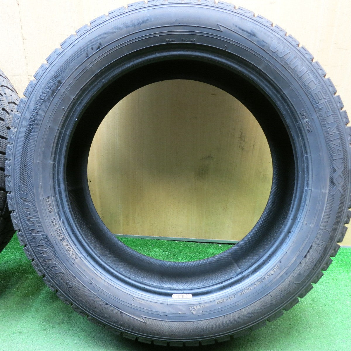 バリ溝！9.5分★スタッドレス 225/55R18 ダンロップ ウインターマックス WM02 エクストレイル デリカD:5 XV フォレスター 等★5080101HAスタ