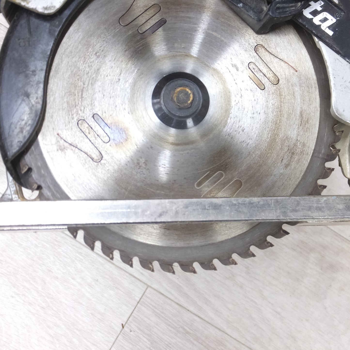 [送料無料] ◆マキタ 165mm マルノコ 5731S 丸ノコ 丸のこ 切断機 木工用 電動 工具◆