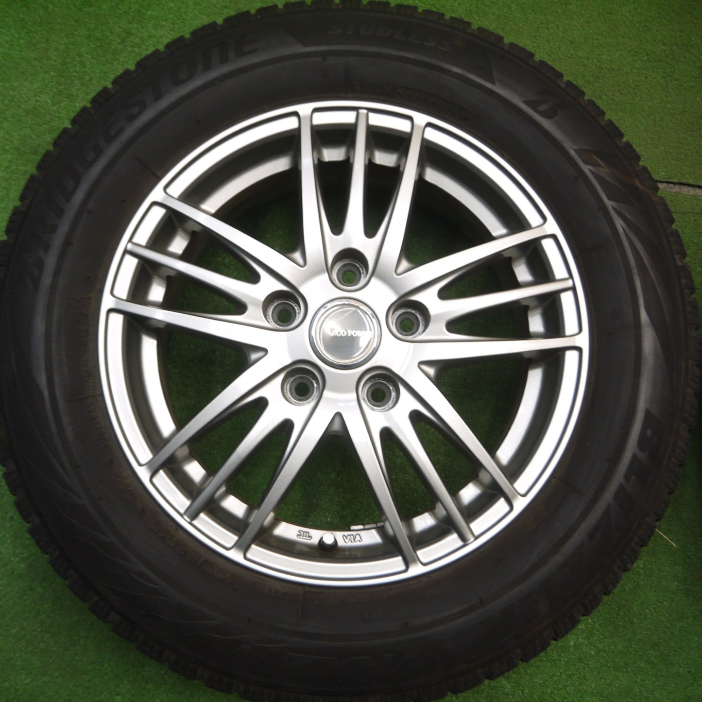 [送料無料] キレイ！21年★スタッドレス 195/65R15 ブリヂストン ブリザック VRX2 ECO FORME エコフォルム 15インチ PCD114.3/5H★5011408Hス