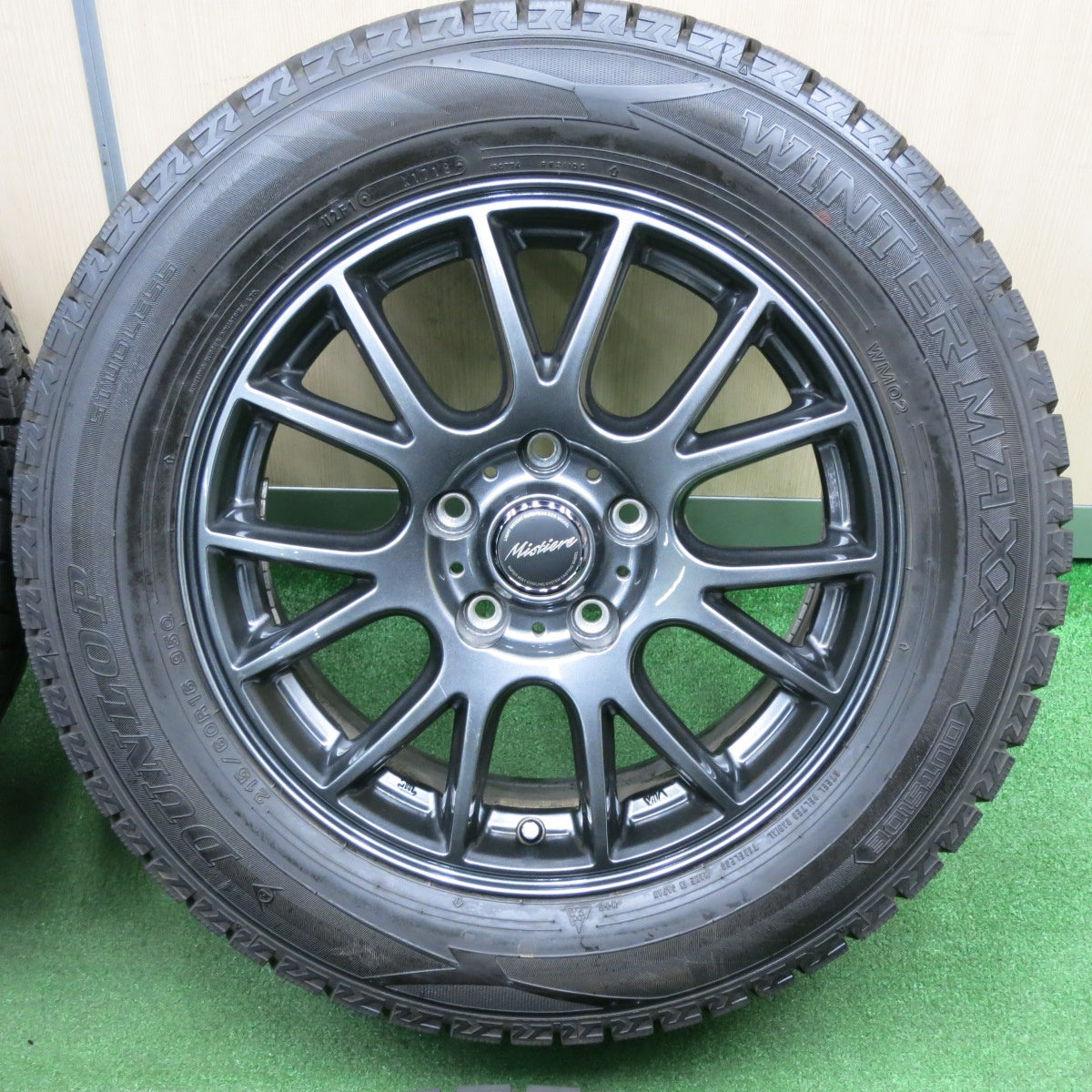*送料無料* バリ溝！キレイ！9.5分★スタッドレス 215/60R16 ダンロップ ウインターマックス WM02 Mistiere ミスティーレ PCD114.3/5H★4040310TNス